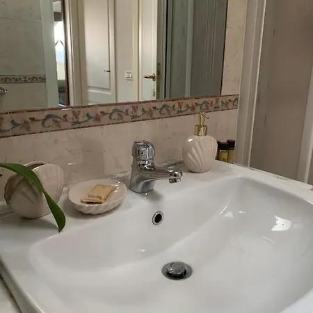 Bellavista Matteotti Fronte Ariston 아파트